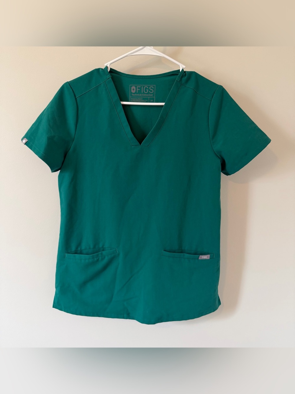 Figs Casma Three Pocket Scrub Top Hunter Green Women’s Size XS